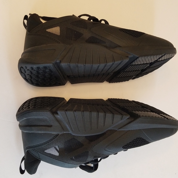 Fabletics Venice Performance Sneakers Black Size 9.5 - Picture 7 of 10